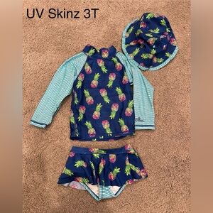 Pineapple Swim Set